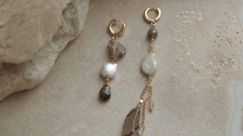 Why Asymmetrical Earrings Are the Essential Trend of the Year