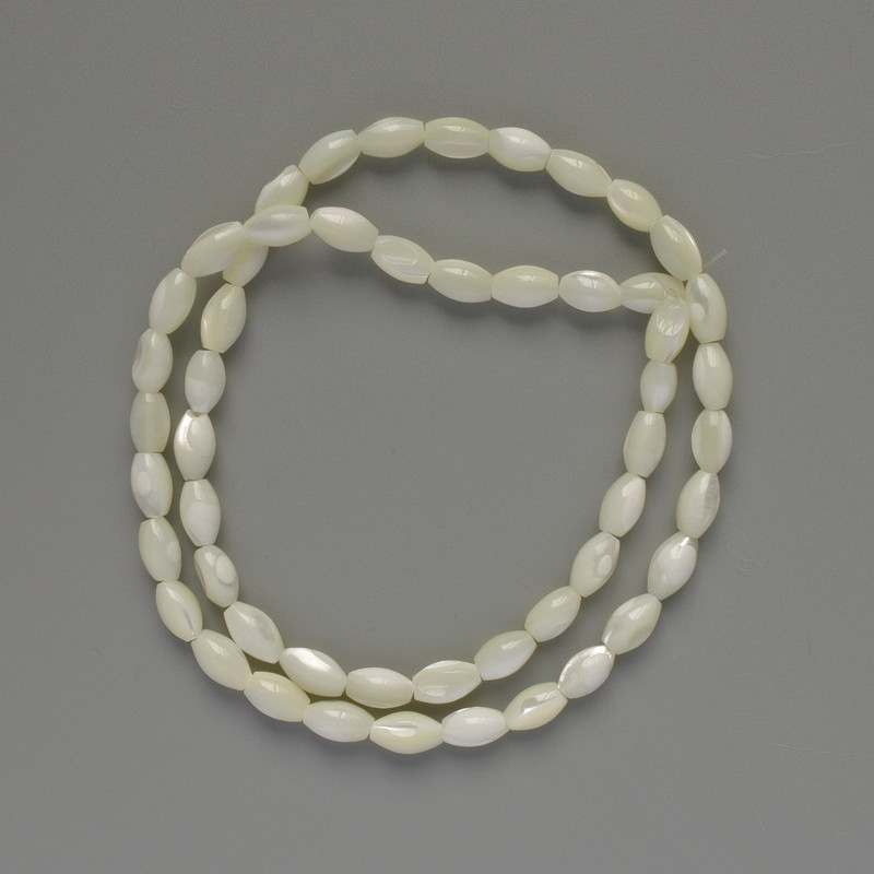 Mother-of-Pearl Seed Beads, diameter 5–9 mm, length 39 cm on a thread
