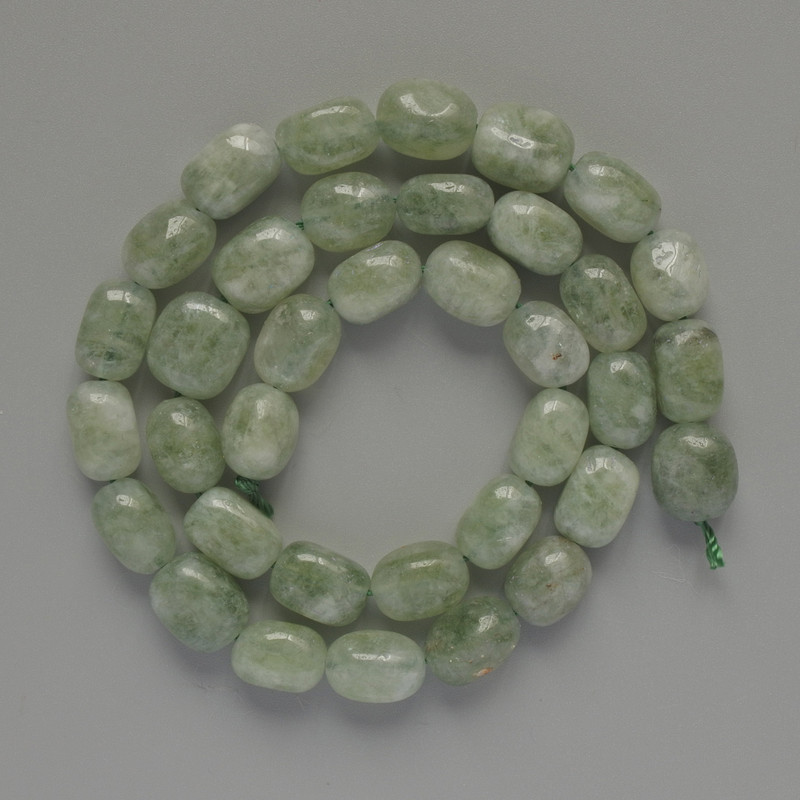 Jadeite Beads, natural gemstone, faceted, diameter 7x11 mm, length 38 cm on thread
