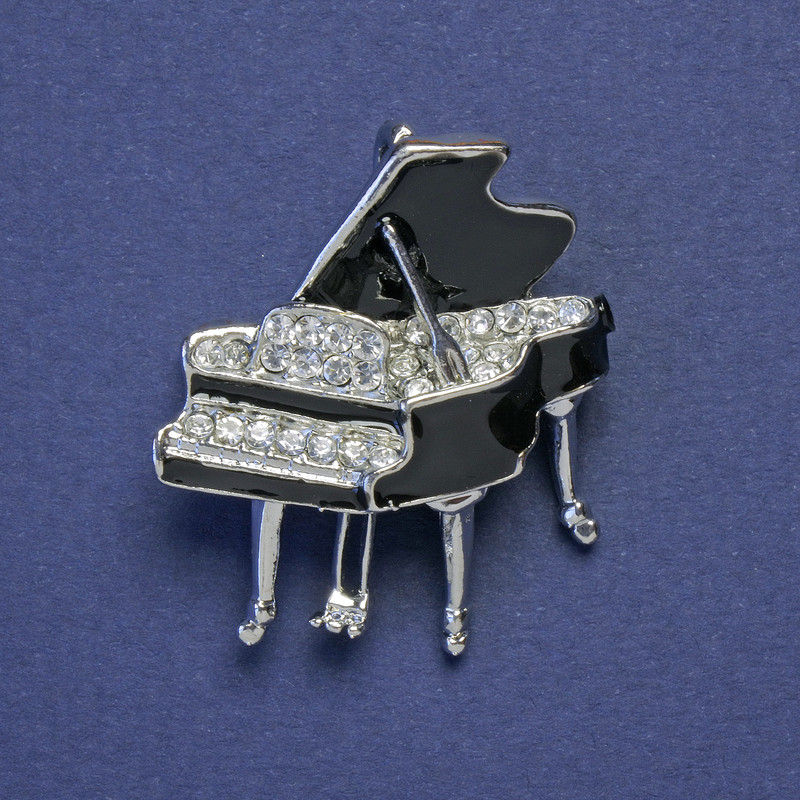 Brooch pendant 'Royal' black enamel with white crystals, silver-tone metal, 28×31 mm+