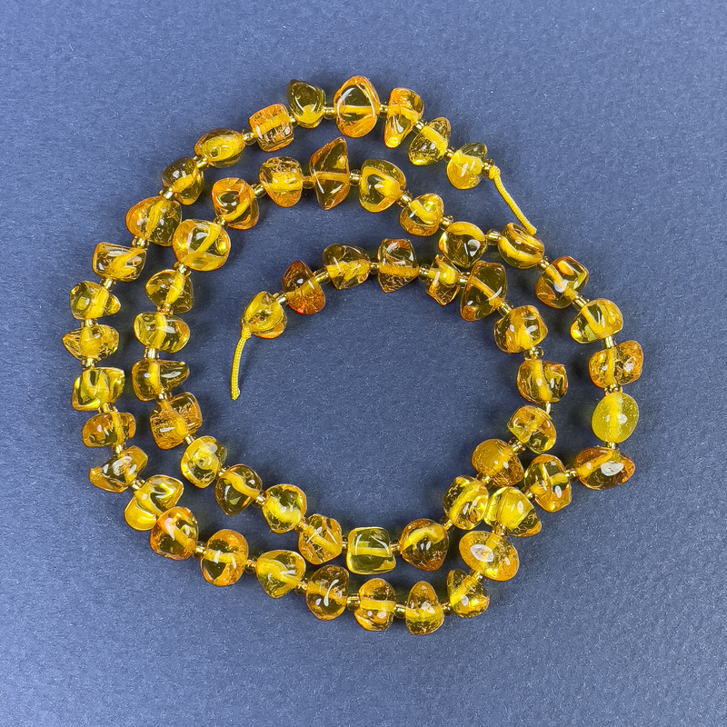 Faceted Amber Beads 6×4 mm on Thread, with 2 mm Seed Beads, Length 39 cm