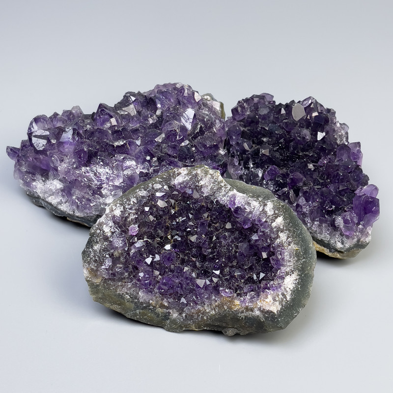 Price per 100 g. Amethyst druzy natural souvenir stone, weight from 70 g+