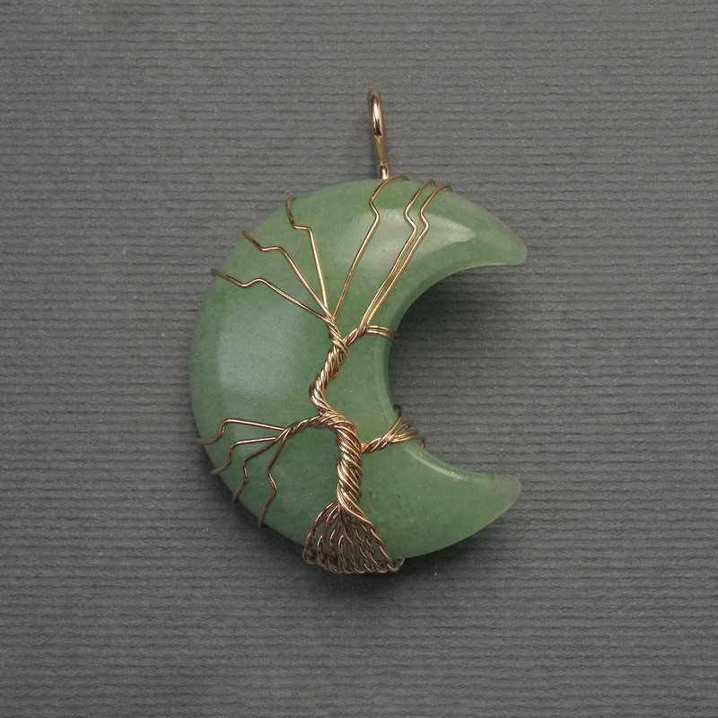 Moon Pendant with Nephrite in a Golden Weave, diameter 35 mm±, length 45 mm±
