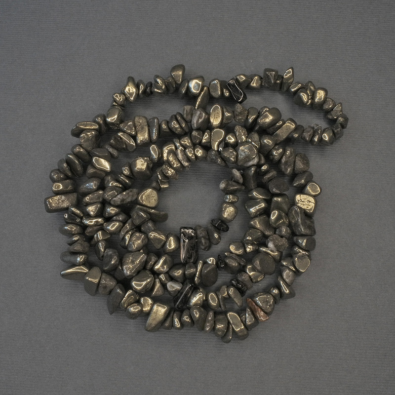 Pyrite Beads - Chip 6-9×3-6 mm on Fishing Line, Length 76 cm