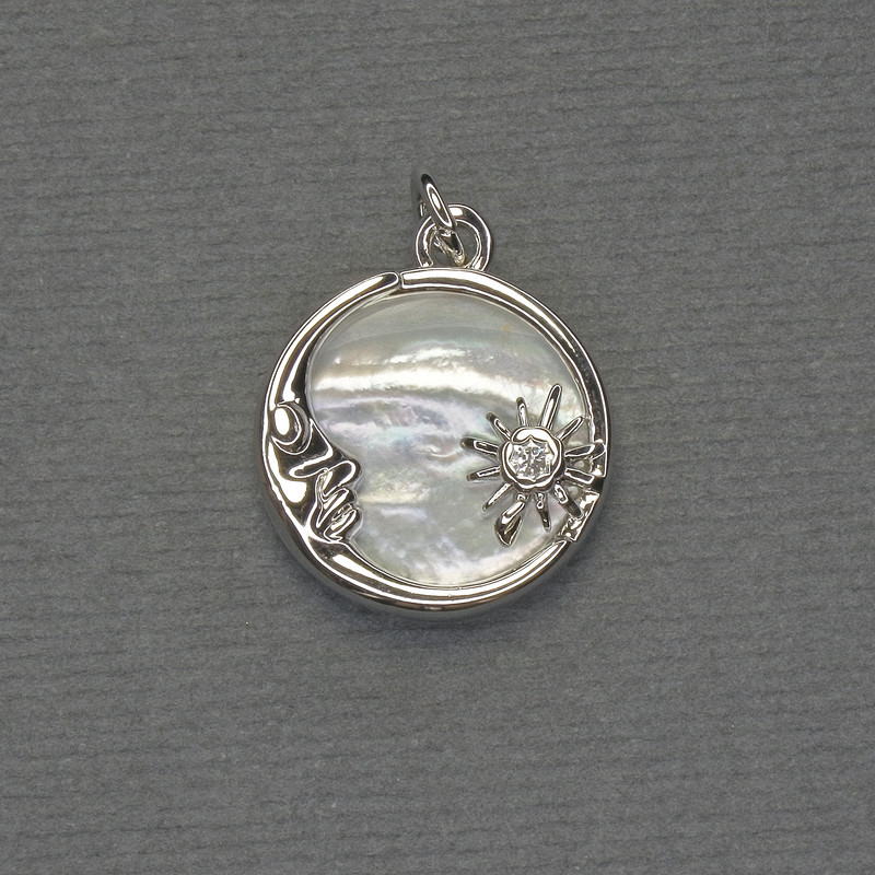 Mother-of-pearl pendant, circular, silver-toned metal, diameter 16mm, length 20mm