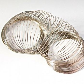 Memory wire thickness, diameter 0.8 mm, coil diameter 10 cm (±) price per 100 grams