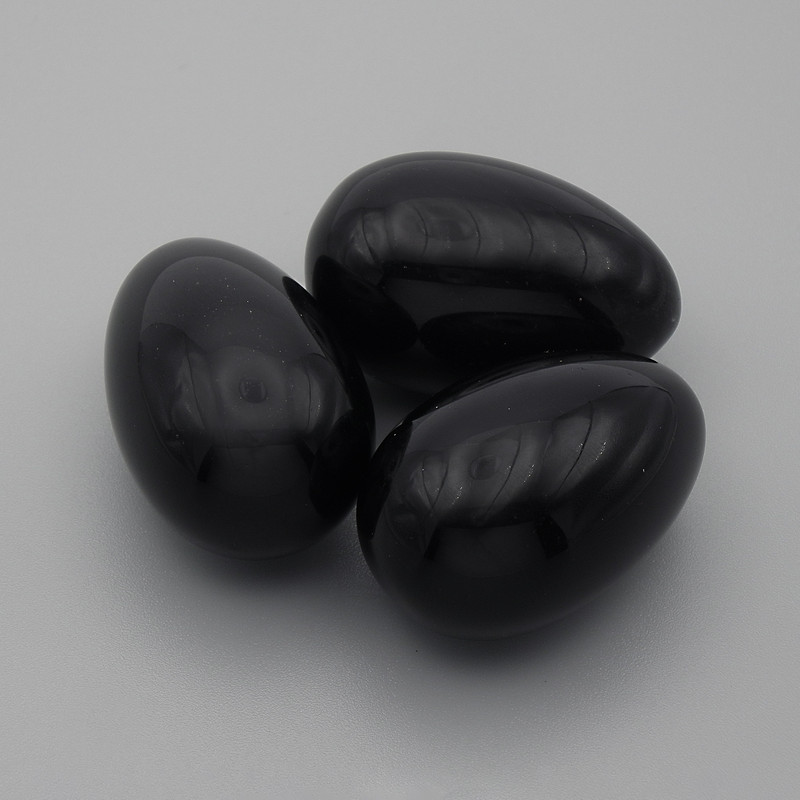 Egg-shaped souvenir made of natural agate, diameter 30×20 mm (±)