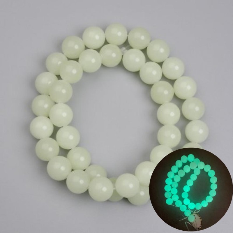 Onyx Beads with Green Glow, Smooth 10mm Round Beads, 37 cm Length on Thread