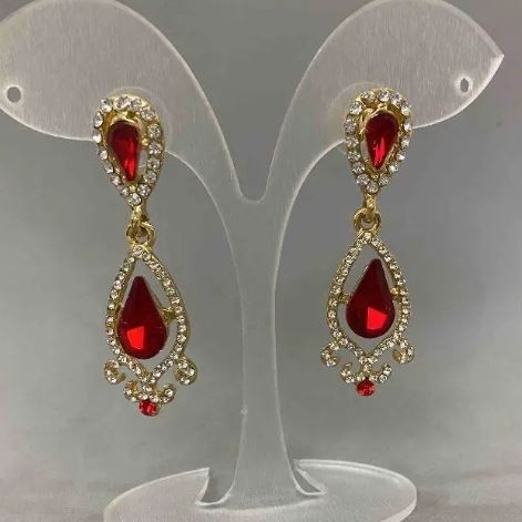 Earrings with red crystals and white rhinestones, gold-tone metal, diameter 16mm, length 47mm.