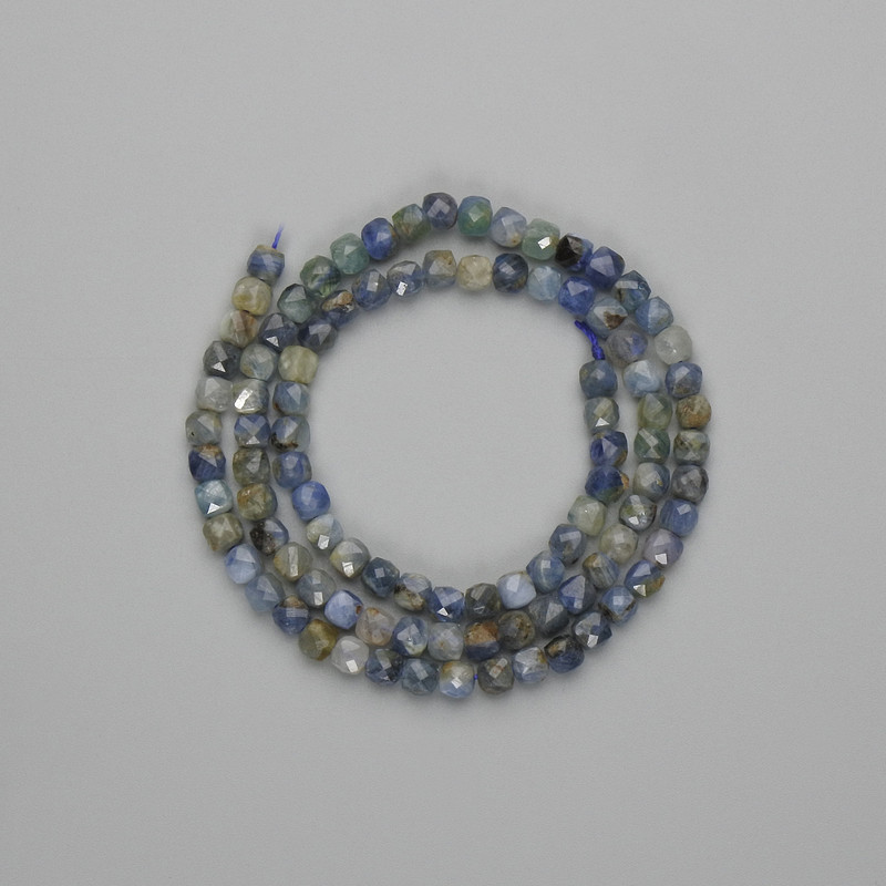 Kyanite beads, faceted cube 4x4 mm, length approx. 39 cm, on thread