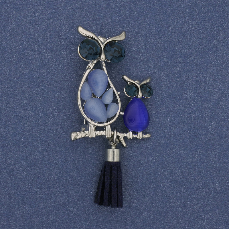 Owl Brooch Pendant with Cat's Eye Stone and Crystals, silver-toned metal, diameter 24 mm ±, length 50 mm ±