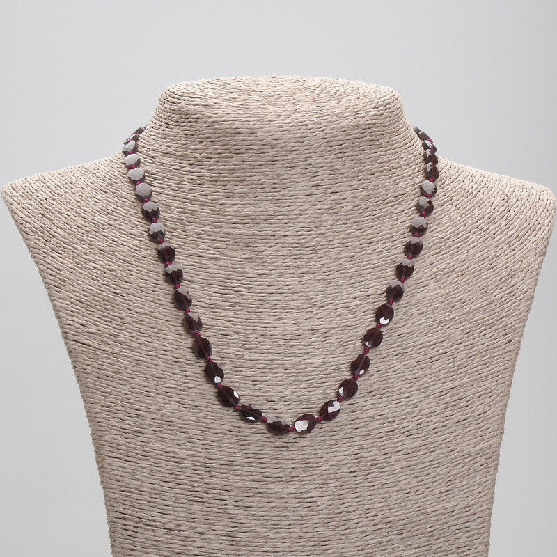 Faceted Garnet Necklace, oval beads 8–9×5–6 mm, length 45 cm, with a clasp