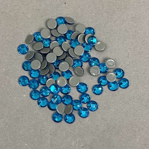 Rhinestones, cold-fixation, intense blue color, 5 mm diameter, pack 290 g (±)