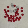 Red self-adhesive rhinestones, 5 mm diameter, packaged 250 g (±)