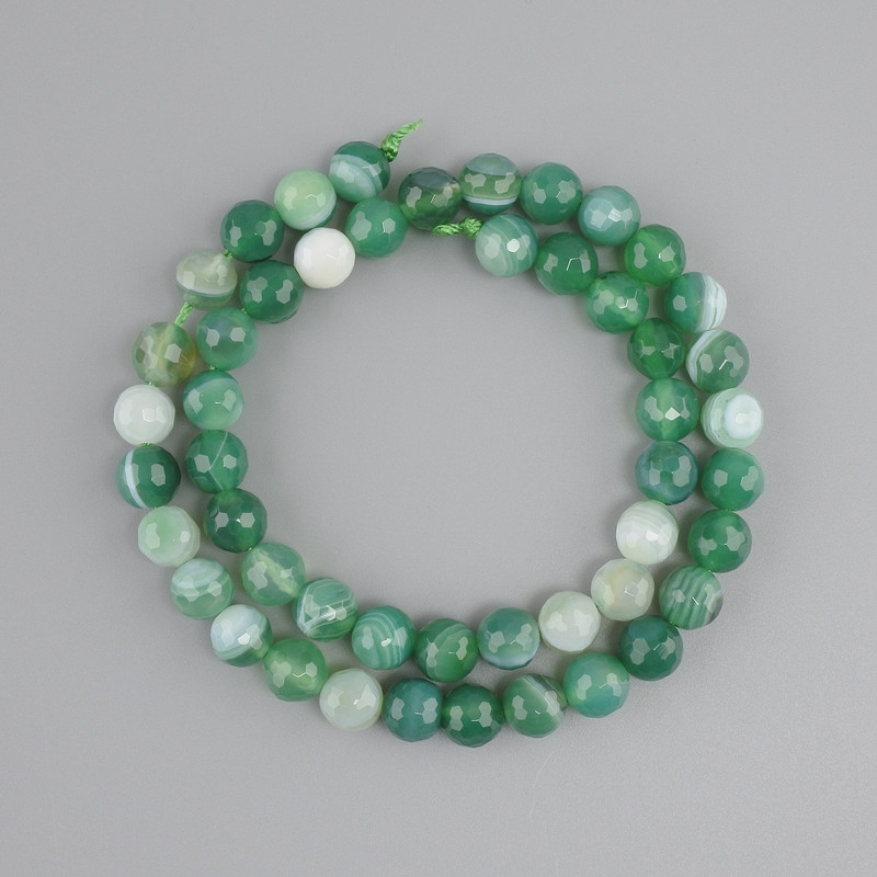 Faceted Agate Beads, Round Ball Shape, 8 mm Diameter, 37 cm Length ± on Thread
