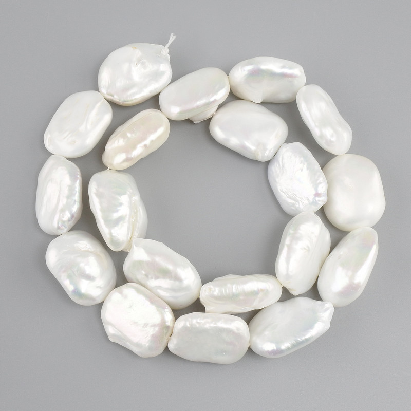 Baroque pearl beads with a gasoline tint, flat 18–21×14–15 mm, length 37 cm+