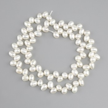 River pearl beads oval 'Butterfly', diameter 6.5–7.5 × 4.5 mm, length approx. 38 cm on a thread