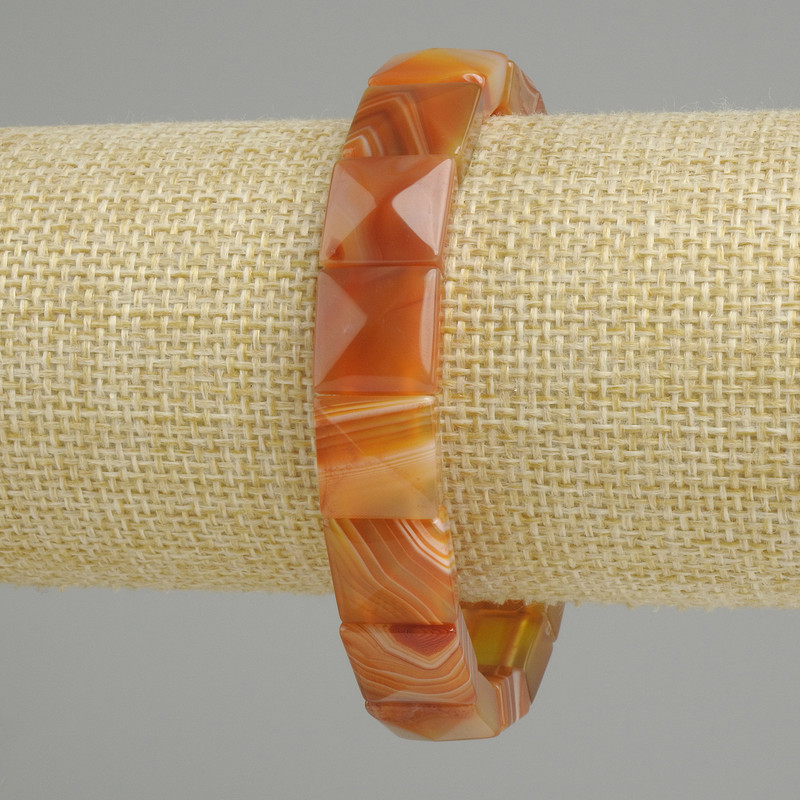 Bracelet Agate faceted square, diameter 12×12 mm, length 18 cm (stretch)