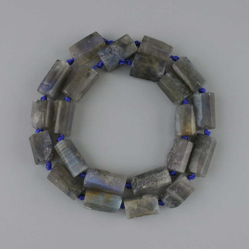 Labradorite beads, rough-cut natural stone, 11-25×10-11 mm, 5 mm ±, on a 45 cm thread