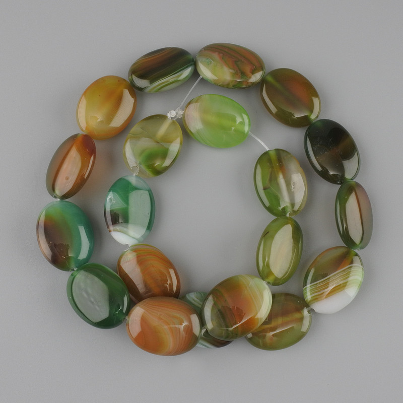 Agate Beads, Oval Flat, 19.5–20×15 mm, 39 cm on thread