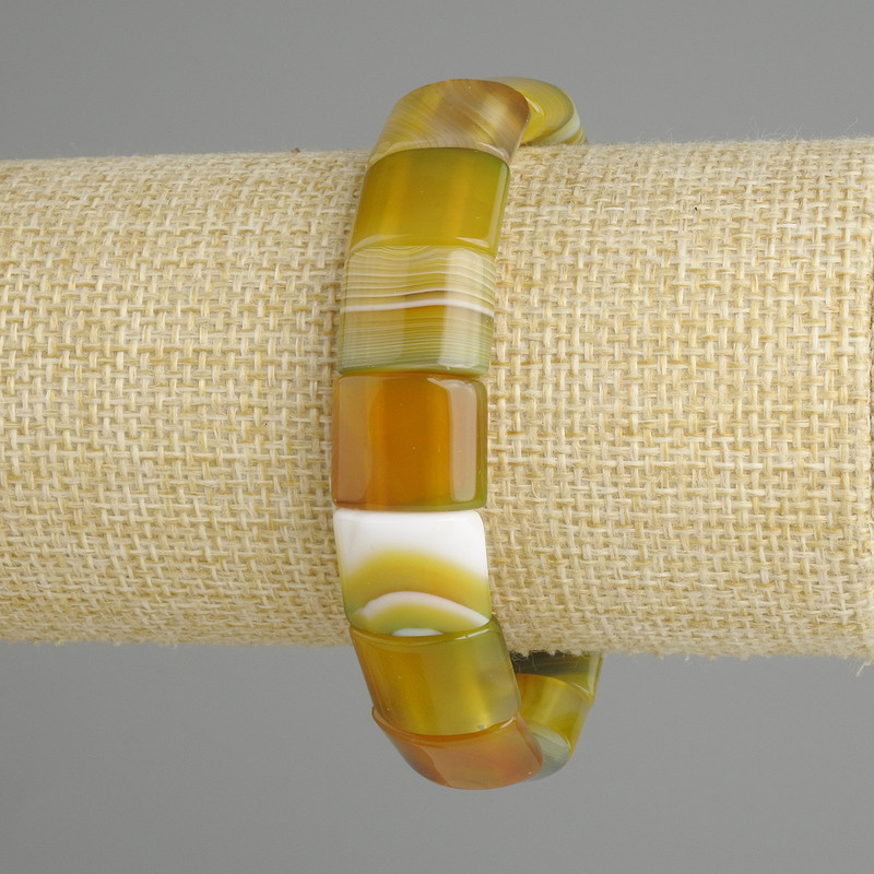 Agate Bracelet with Smooth Links, diameter 15x12, 5-13 mm ±, length 18 cm ±, stretch