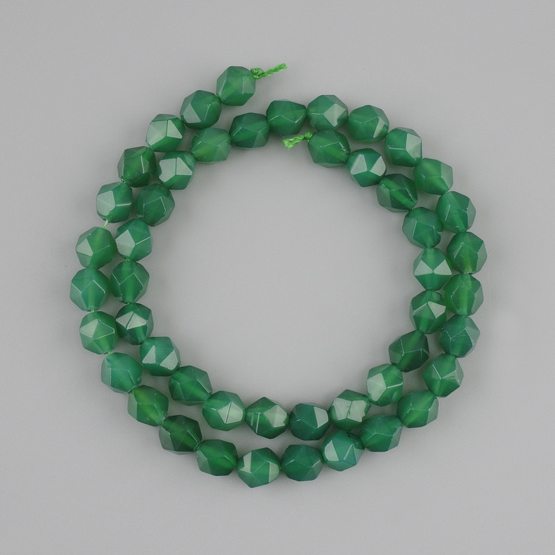 Agate beads, faceted, diameter 8x6.5 mm, length 38 cm on a thread