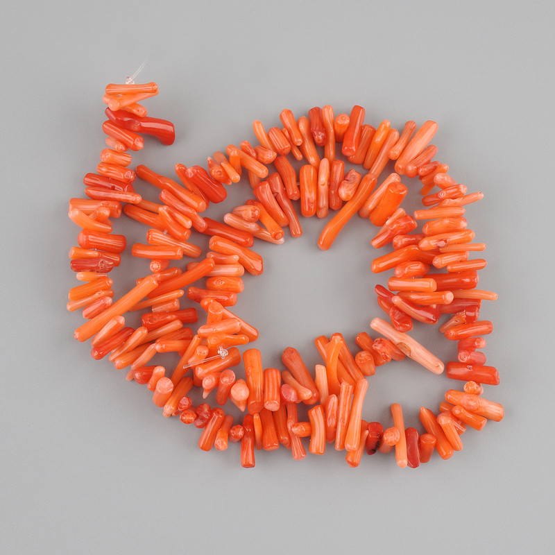 Orange Coral Chip Beads, Needle-Shaped, diameter 6–14×2–3.5 mm, length 41 cm ± on thread