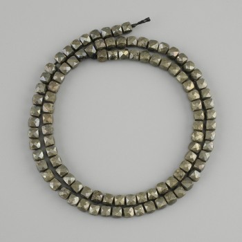 Beads Pyrite Faceted Cube, diameter 4×4 mm, length 39 cm ±