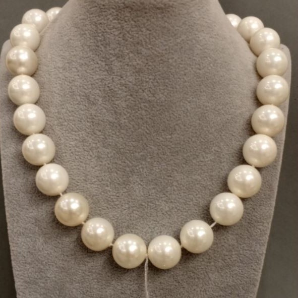 Majorca Pearl Necklace, 47 cm length +/- with clasp