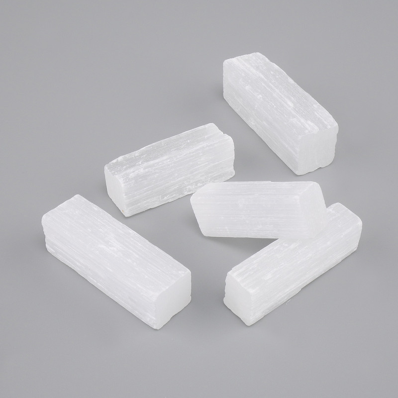 Natural Unprocessed Selenite, diameter 32×6–12 mm ± (assorted sizes) (Price per 100 g)