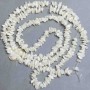 Mother-of-Pearl chip beads, 8–12×2–4 mm, 88 cm on a thread
