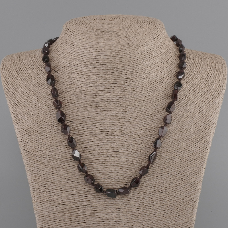 Garnet Necklace, Faceted Beads 8-10×5-6 mm, Length 45 cm ±, with Clasp