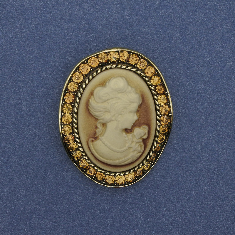 Cameo Brooch-Pendant 'Lady' with Rhinestones in Golden Metal 43x38 mm +