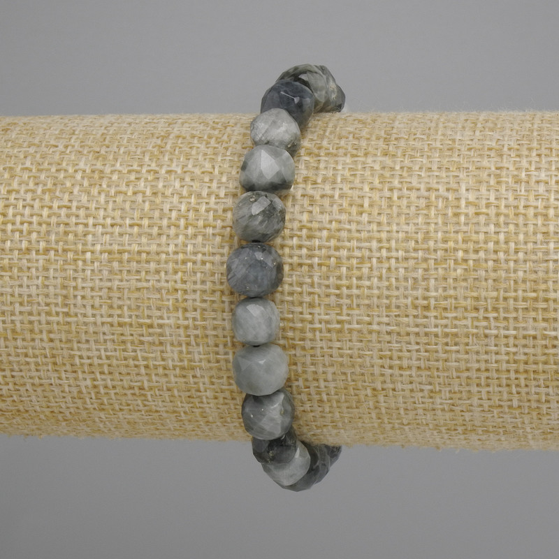 Bracelet with Hawk's Eye, faceted cube beads, 7–8 mm diameter, about 18 cm long, on elastic