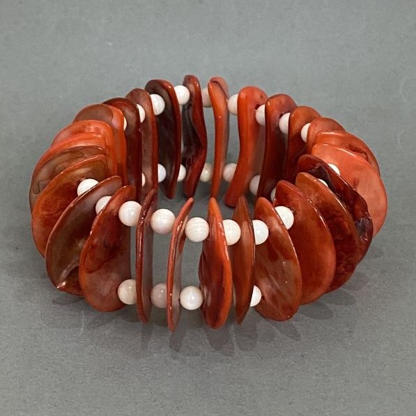 Mother-of-Pearl Bracelet, 18 cm Length, Elastic Base