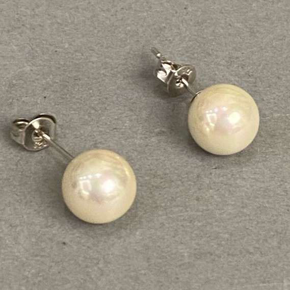 Majorca Pearl Stud Earrings