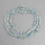 Aquamarine chip beads, diameter 4–11×1.5–3 mm, length approx. 80 cm on thread