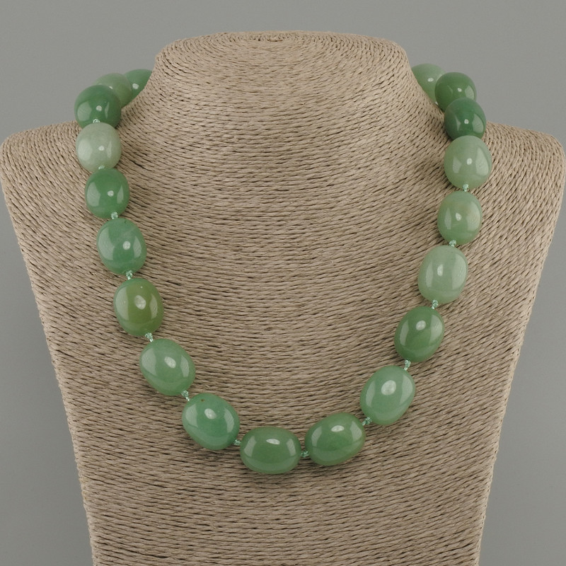 Jade Necklace, Tumbled Oval Beads, 20×15–16 mm, 50 cm with clasp