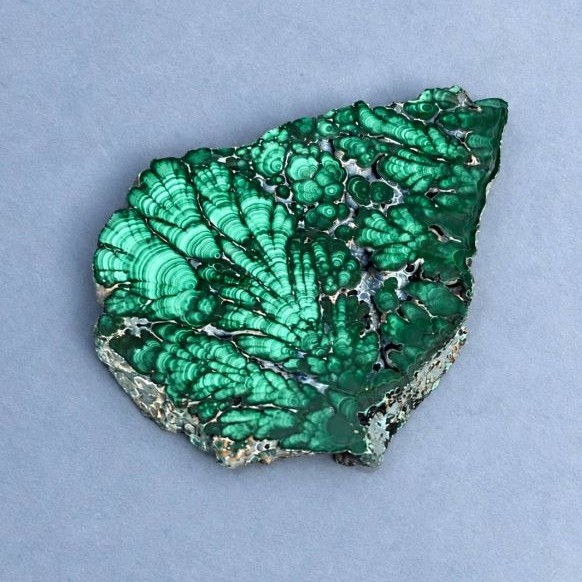 Marble plate souvenir with natural stone Malachite 85x66x10 mm ± weight 136 g