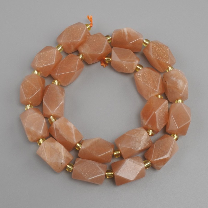 Selenite beads faceted, diameter 15-16x10-11mm+- seed beads 3mm+-, length 38cm+-