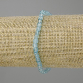 Bracelet Topaz faceted cube, diameter 4x4 mm +/-, length 18 cm +/- stretch