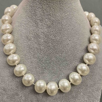 Majorca Pearl Necklace, length 47 cm +/- with clasp