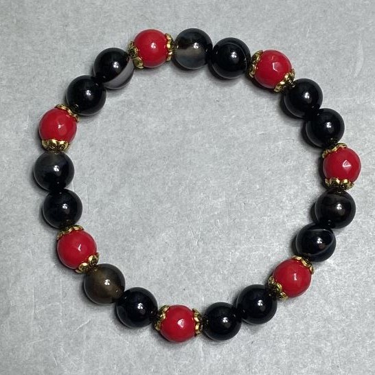 Agate bead bracelet, bead diameter 8mm ± Coral faceted bead 8mm +-, length 18cm ± stretch