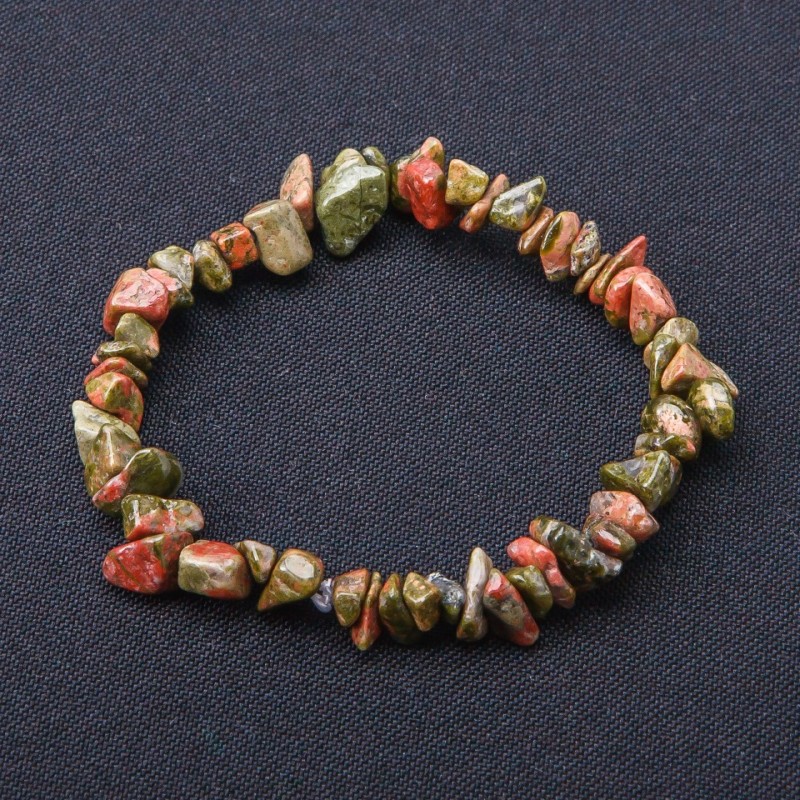 Bloodstone Chip Bracelet on Elastic
