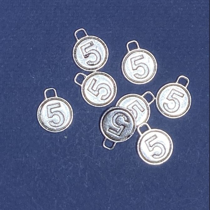 Pendant in the Shape of the Digit Five, 15mm, for Jewelry