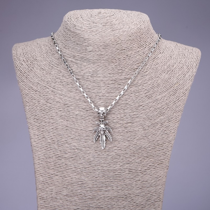 Skull Pendant 20×44 mm on a chain, length 55 cm