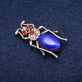 Beetle Brooch with Cat's-Eye Cabochon and Crystals, Gold-Tone Metal 23x40mm