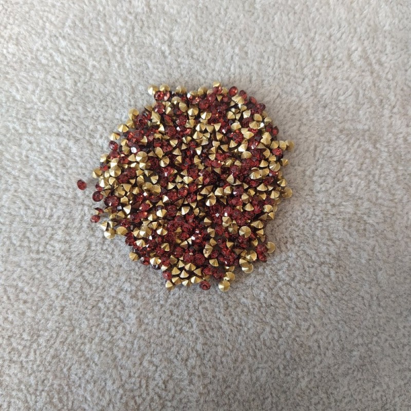 Brown Rhinestones, 3.5 mm diameter (±), 4 g packaging (±)
