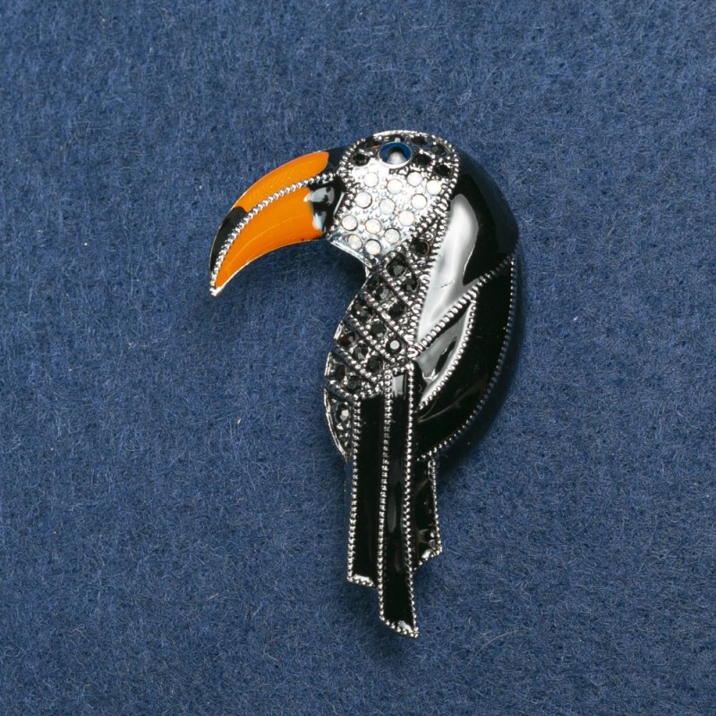 Toucan Brooch, silver-toned metal, enamel and crystals, 36×16mm +