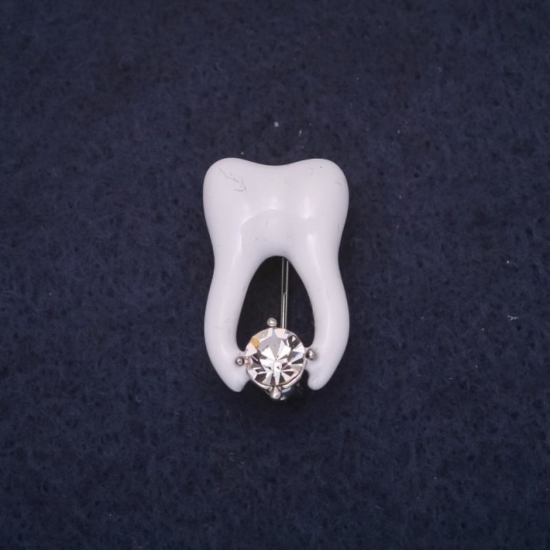 Tooth Brooch 25x15 mm, White Enamel, Silver Metal